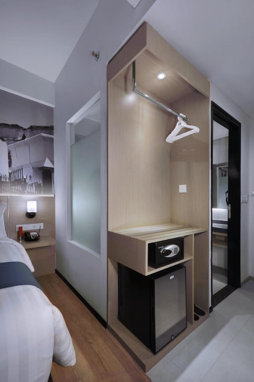 Hotel Neo+Waru-Sidoarjo By Aston Exterior foto